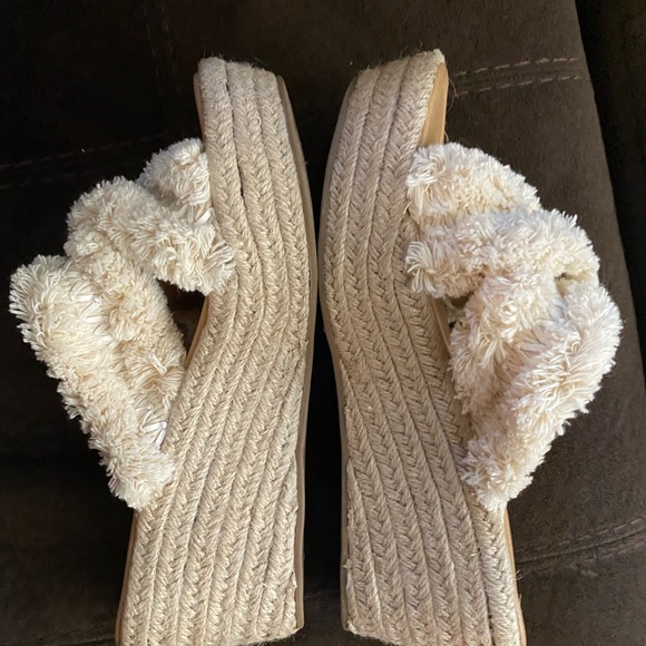 Wales Espadrille Wedge Sandals Ivory Fringe - Picture 4 of 5